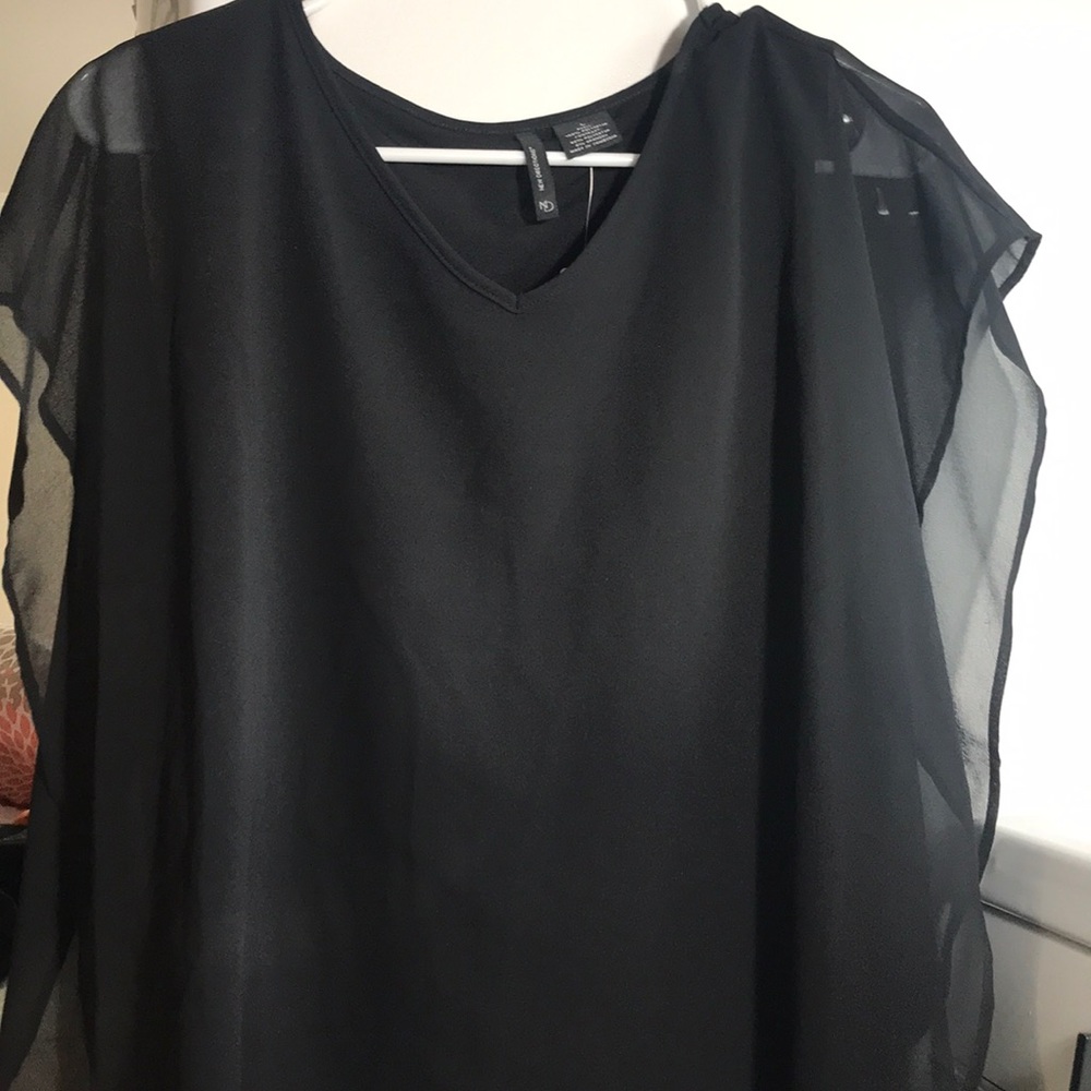 NWT New Directions Sleeveless Flowy Sheer Blouse